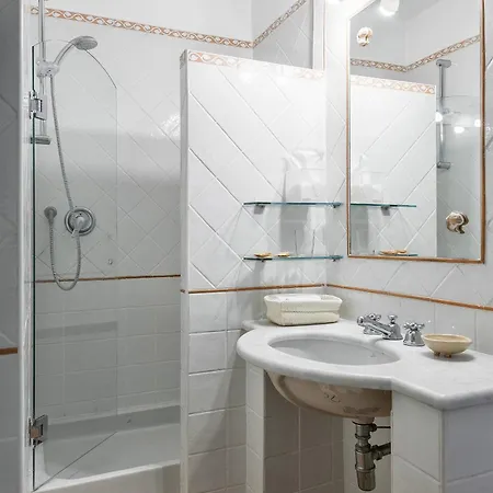 Bed & Breakfast Weekend A 4*