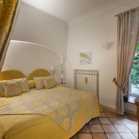 Bed & Breakfast Weekend A 4*