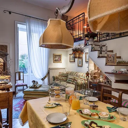 Weekend A Napoli Bed and breakfast 3*
