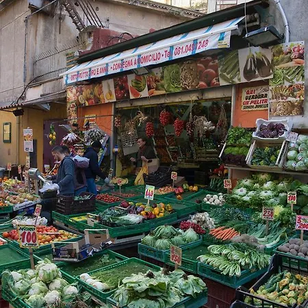 לינה וארוחת בוקר Weekend A נאפולי